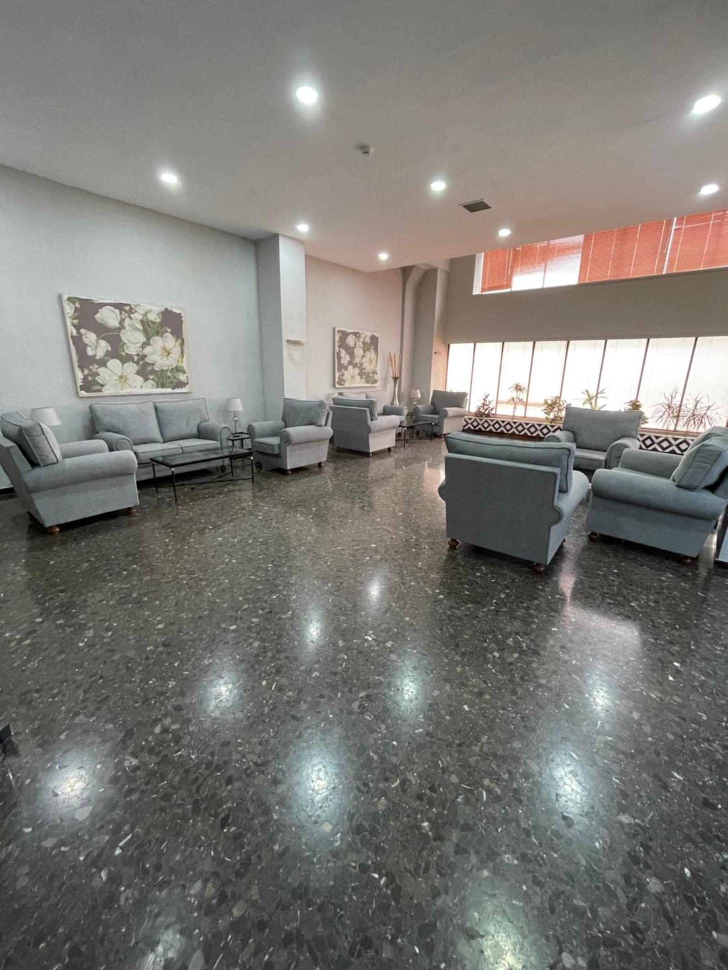 Resitur Luxury Suit 2 Sevilla Eksteriør billede